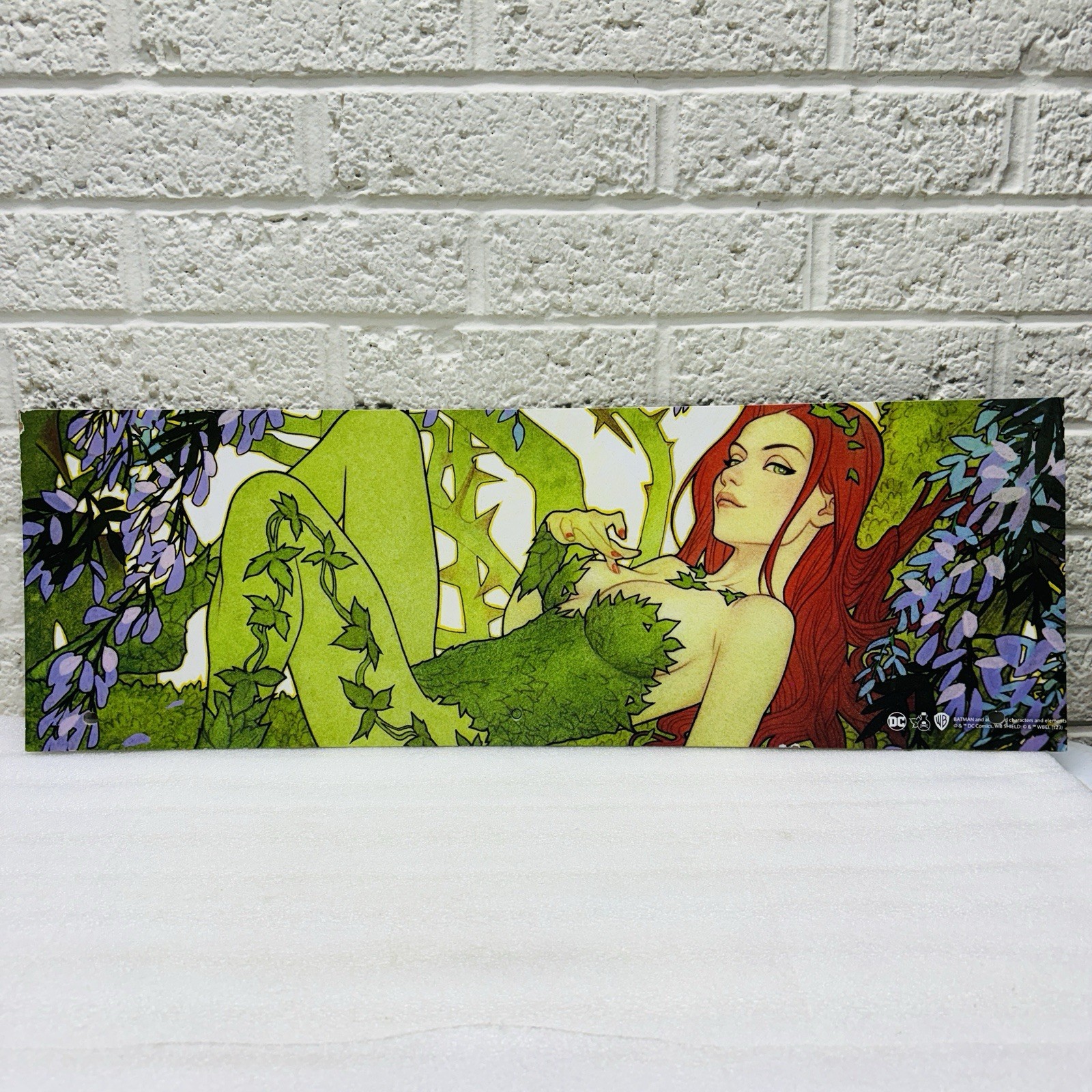 Batman Poison Ivy 2024 Spirit Halloween Cardboard Display 24″ x 8″ Store End Cap