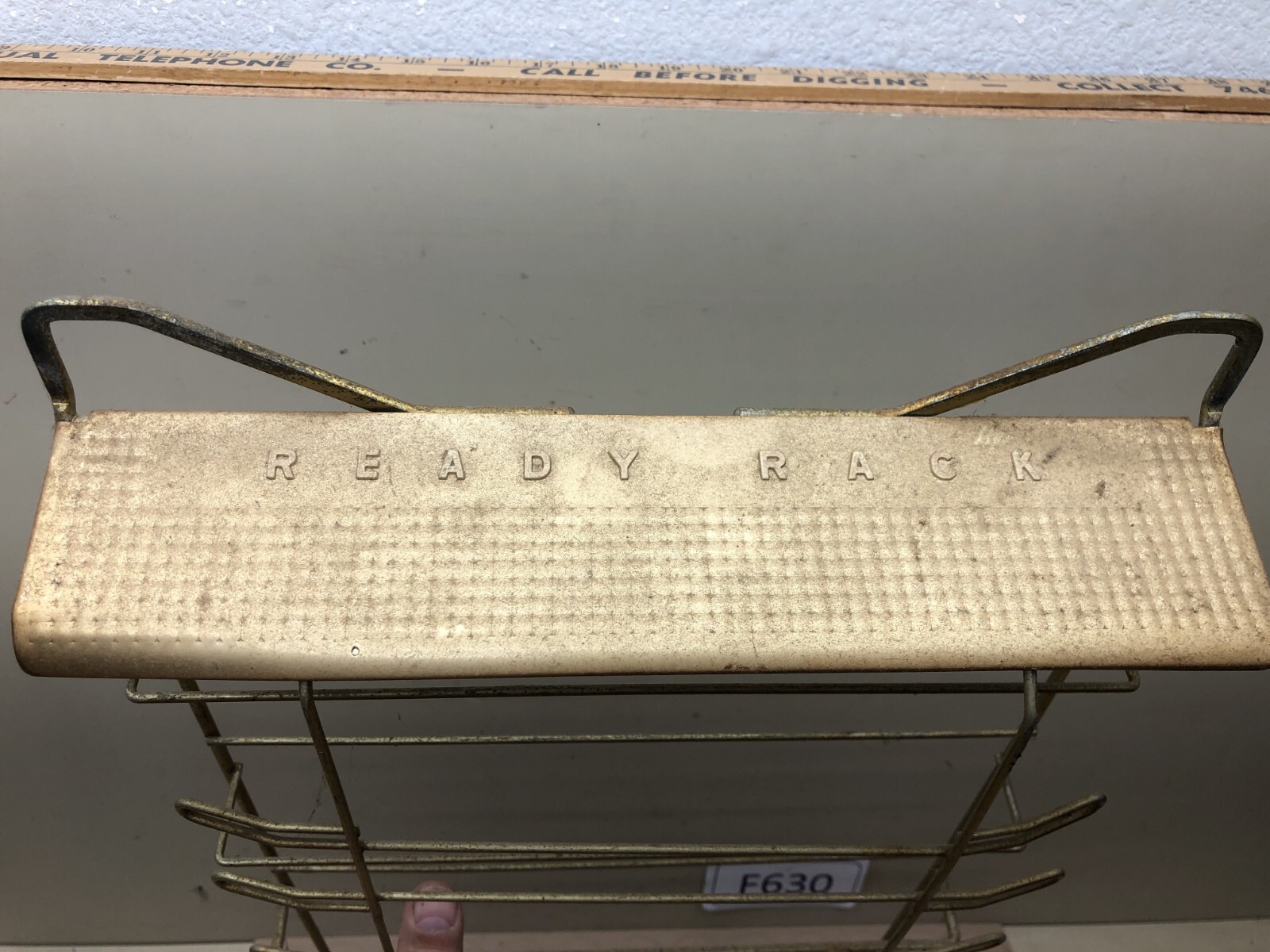 Vintage Gold Metal Wire Hanging Display Ready Rack Store Display