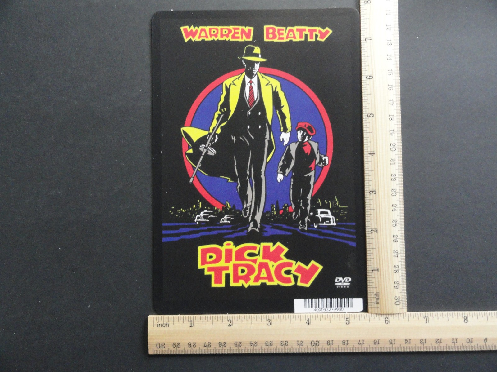 DICK TRACY (WARREN BEATTY) BLOCKBUSTER VIDEO STORE BACKER CARD