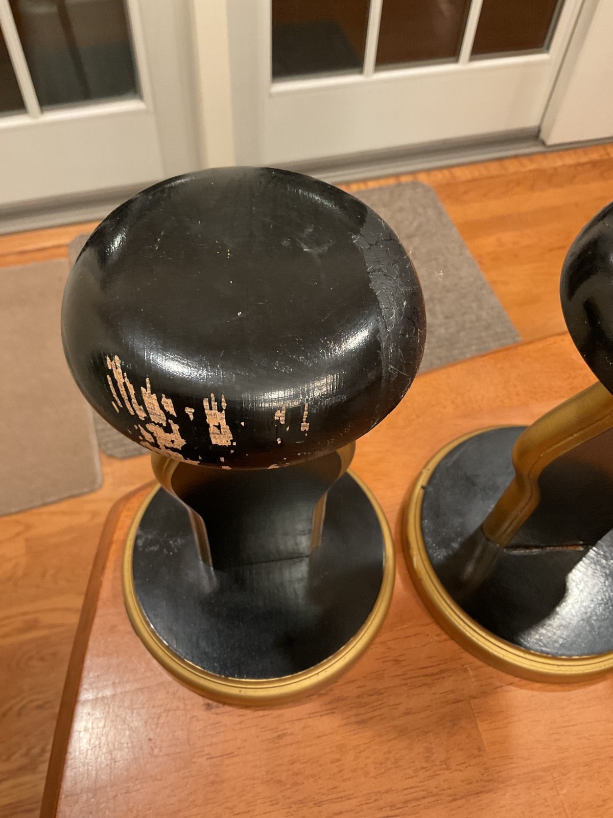 3 HOLLYWOOD REGENCY WOODEN BLACK & GOLD HAT /WIG DISPLAY STANDS – NO MONOGRAM