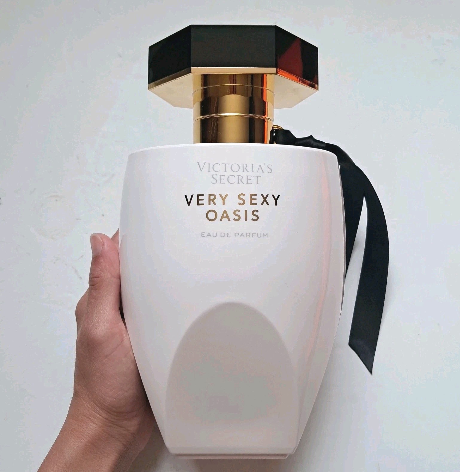 Victoria’s Secret Oasis Perfume Store Display Prop 9.25″ Tall