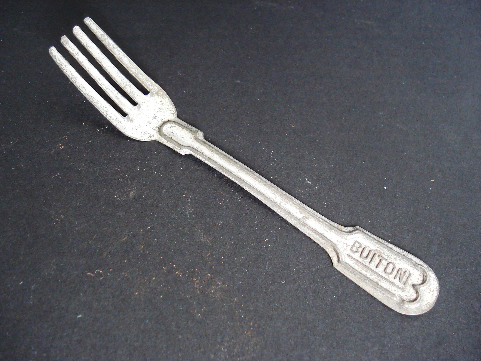 VINTAGE SANSEPOLCRO ADVERTISING GADGET FORK BUITS