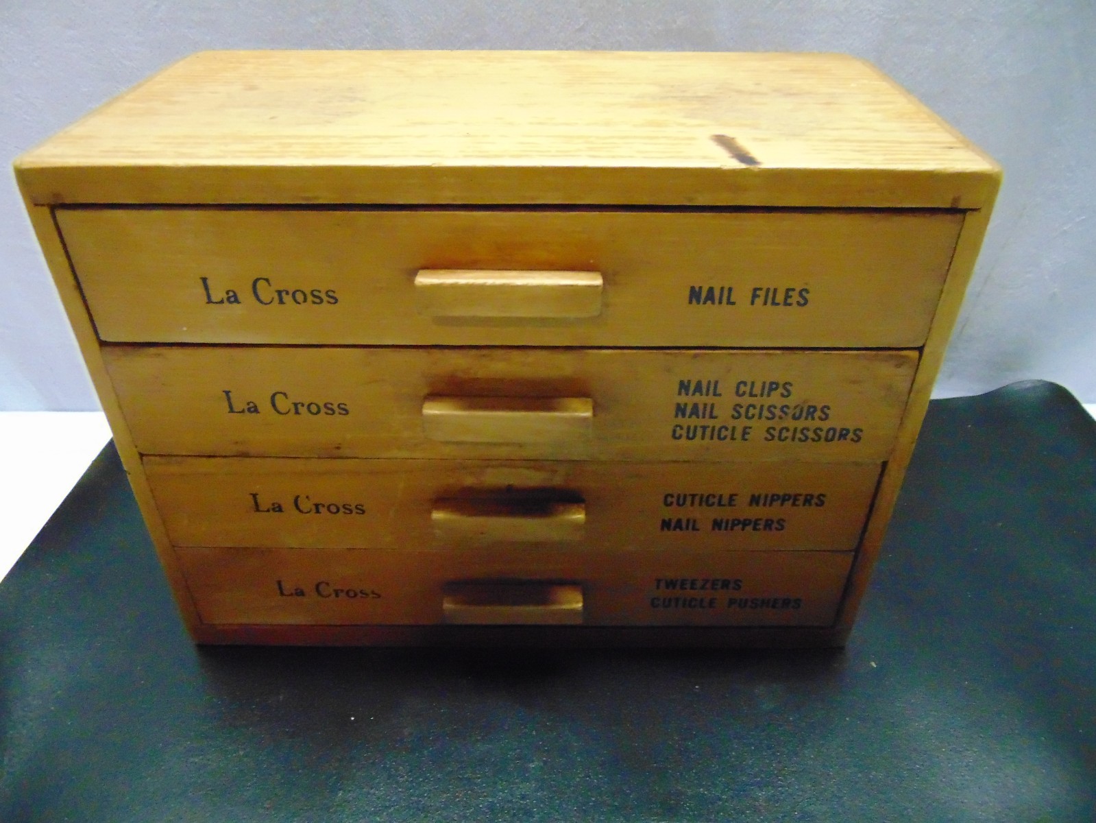 Vintage La Cross Nail Supply Store Display wooden Box 4 shelfs 8″ x 6.5″ x 11″
