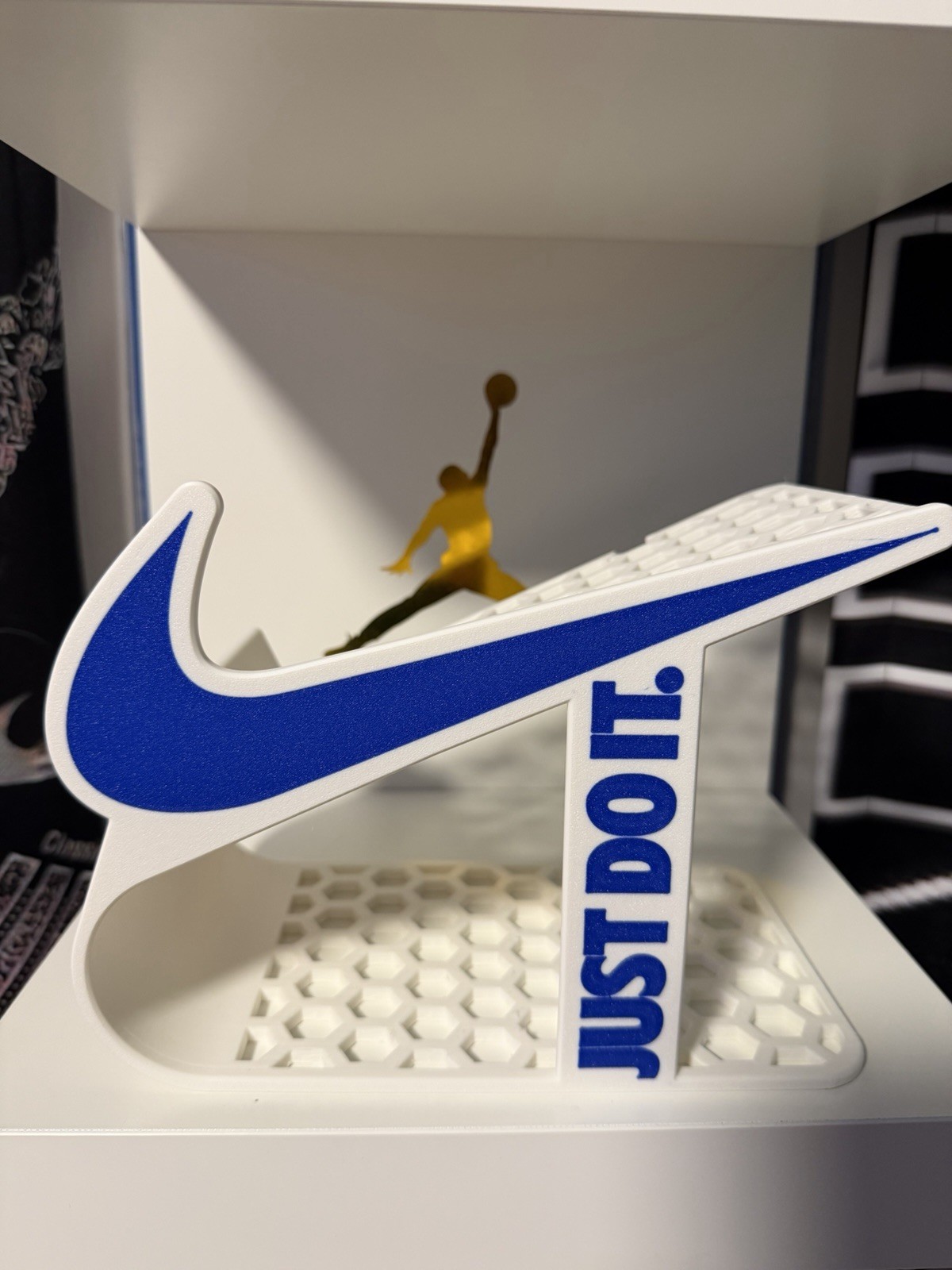 3D Printed Sneaker Display Stand | Modern Honeycomb Shoe Holder for Collection