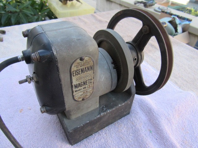 Eisemann magneto antique vintage counter top sales display? Hand crank. AM type