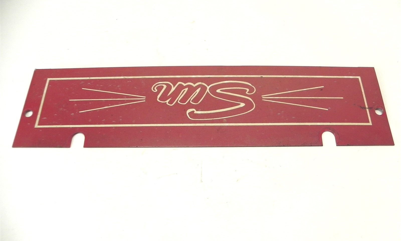 VINTAGE SUN AUTOMOTIVE TOOL DISPLAY METAL NAMEPLATE 15.5″x4″ PRE-OWNED USED