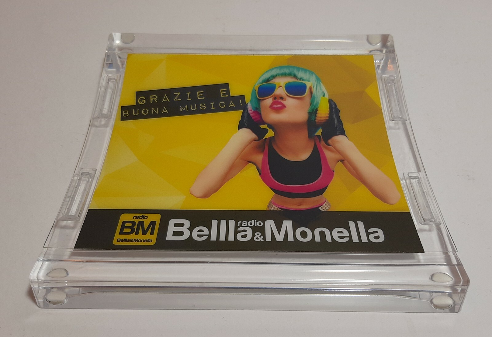 Vintage BELLA AND MONELLA Radio Advertising Rendering cm 18 Plexiglass