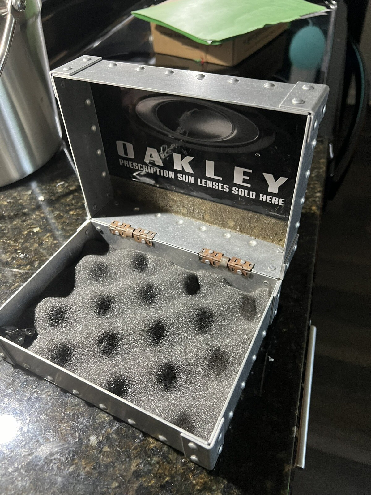 Oakley X Metal Box