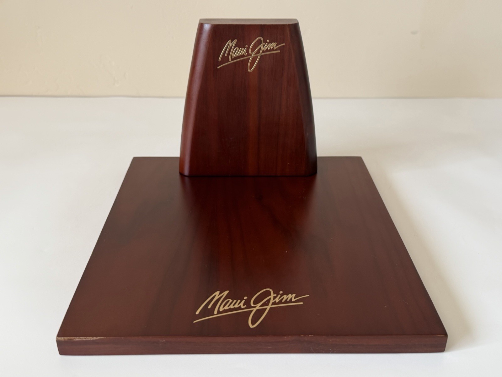 Maui Jim Polished Wood Single Sunglasses Display Chippenhook
