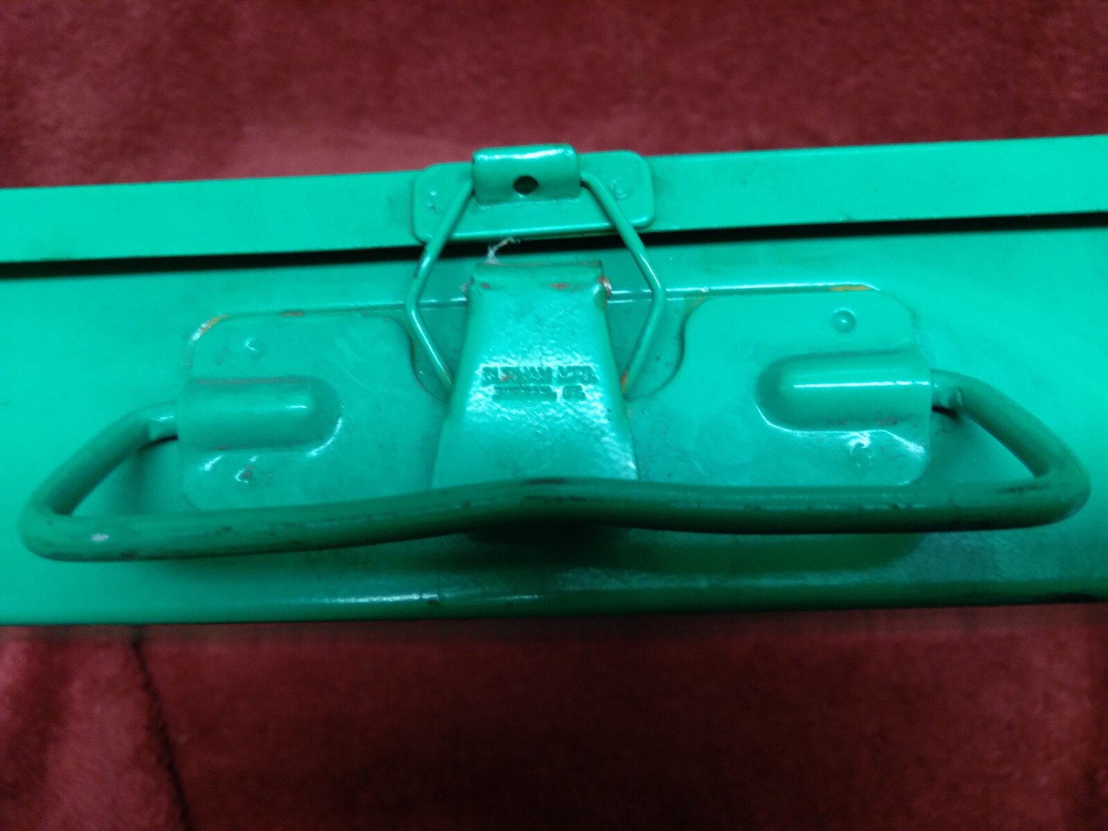 Vintage Nassau / Rockmount Metal Advertisement Box – 13 5/8″ X 9 5/8″ X 2 3/16″