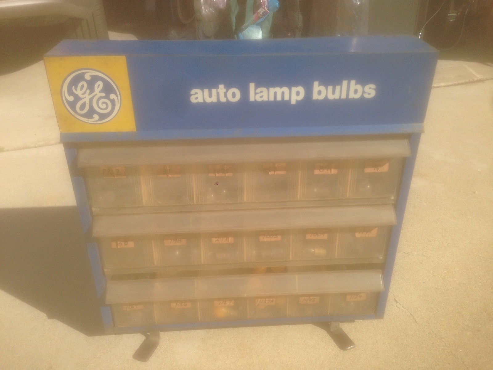 Vintage GE Auto Lamp Bulbs Light Bulb Display Cabinet Rack