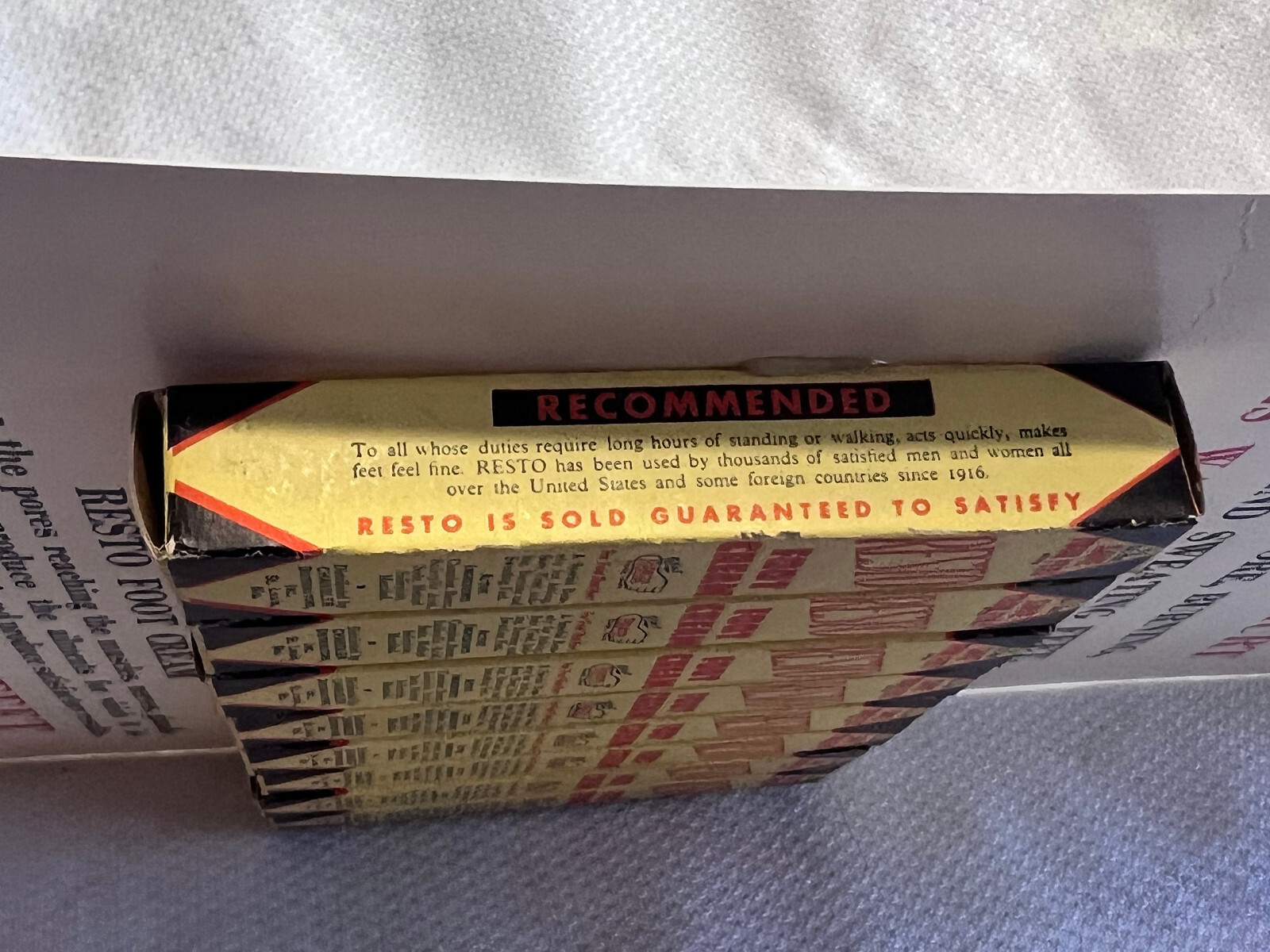 Vtg Resto Foot Cream 8 Empty Packs On Display Point Of Sale Board Chandler Dist.