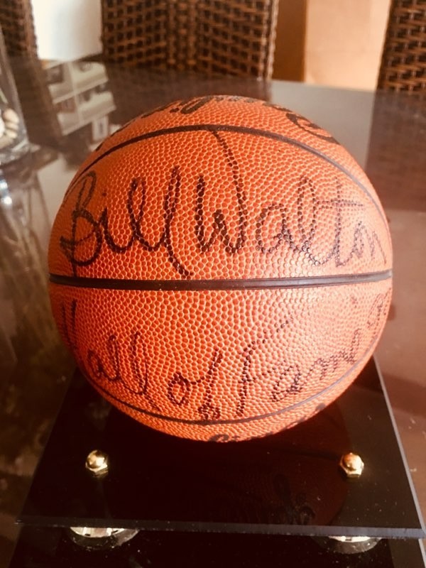 Bill Walton (HoF 93), Dick Vitale, Isiah Thomas mini-Basketballs in Display