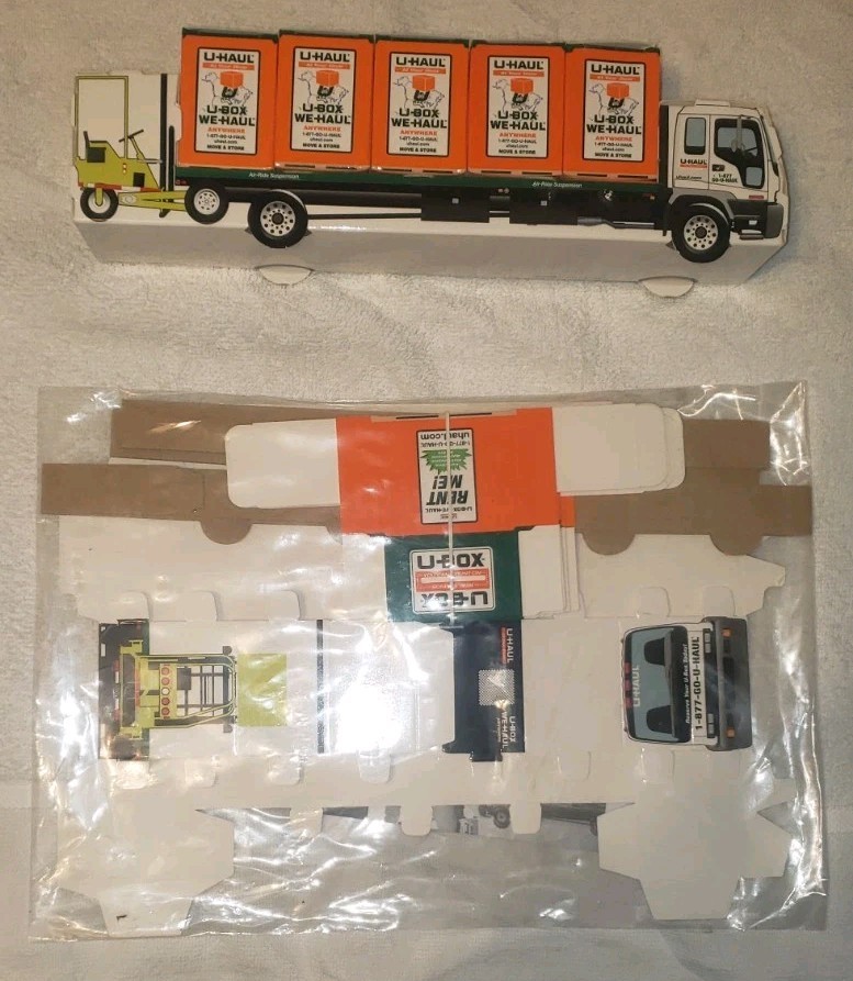 Vintage U-Haul U-BOX TRUCK & BANK BUILD IT YOURSELF KIT VERY RARE BRAND NEW