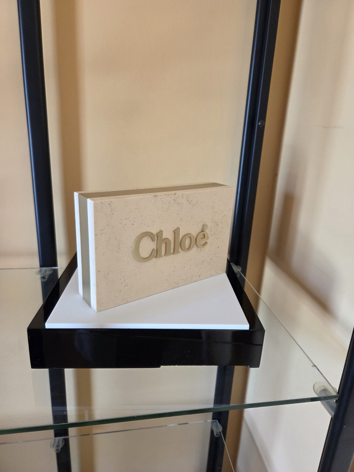 NEW CHLOE SUNGLASSES EYEGLASSES LOGO DISPLAY, PLAGUE, SIGN. METAL/PLASTIC, 12 OZ