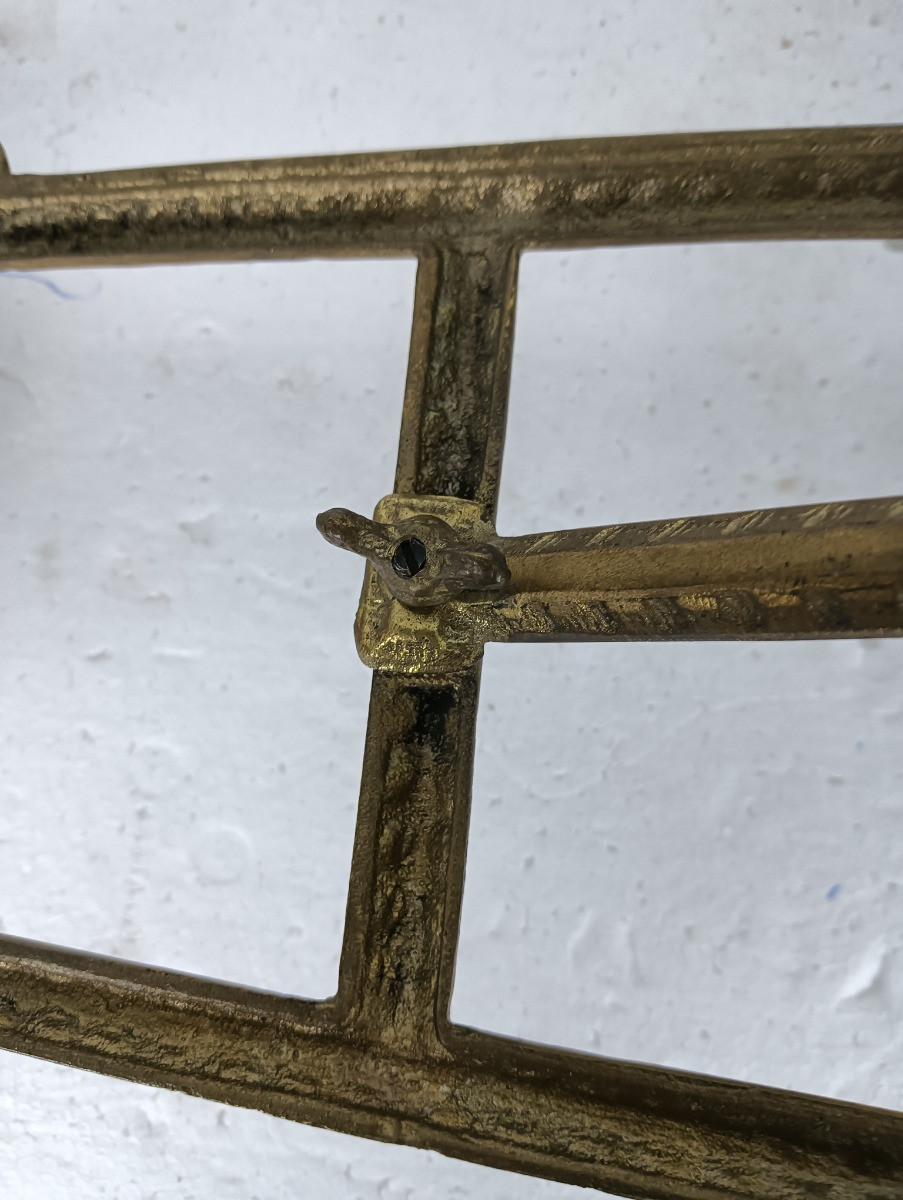 Stunning easel brass ornate for pictures or paintings decorative vintage