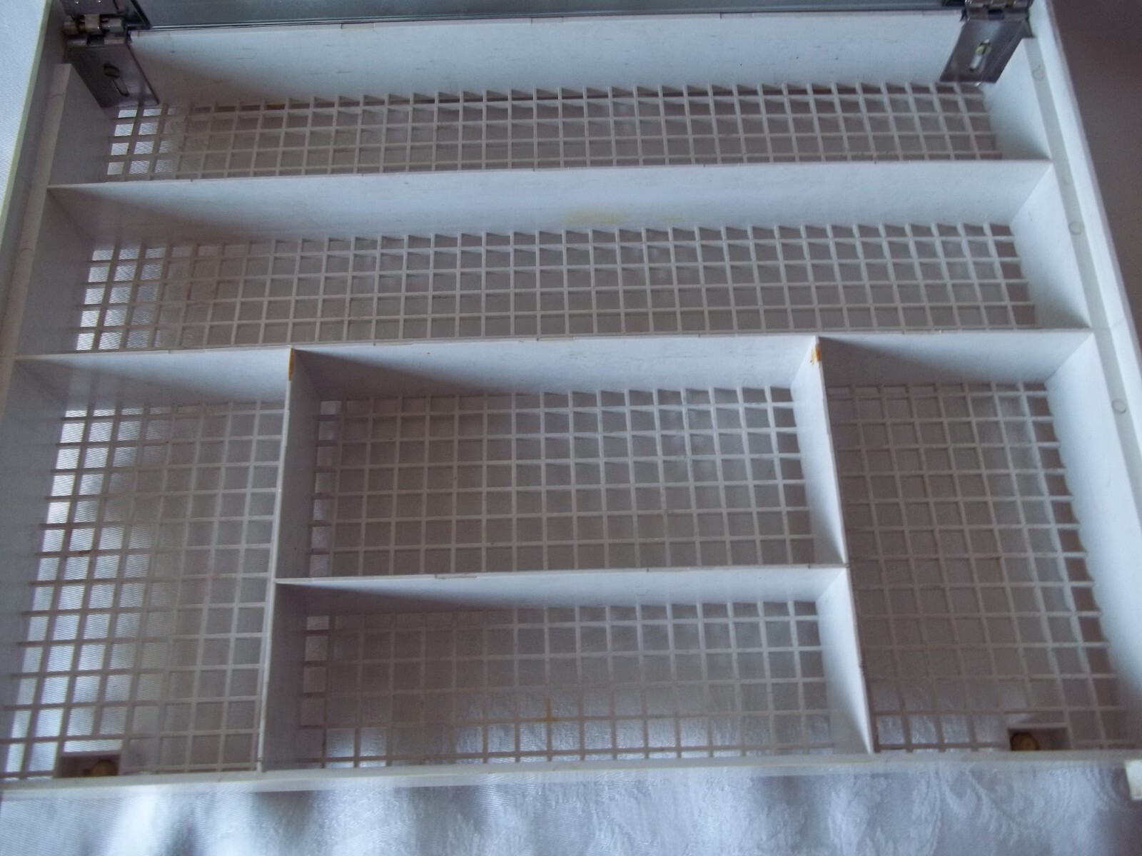 Vintage GILLETTE STORE COUNTERTOP RAZOR DISPLAY CASE With Glass Top 2.5”x14x17”
