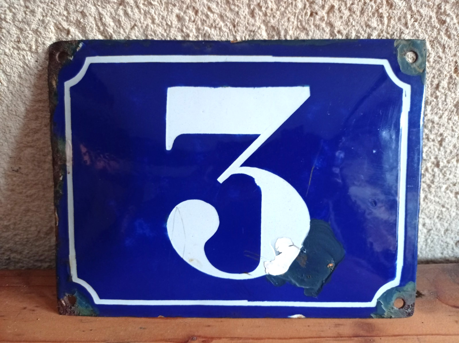 OLD ENAMELLED STREET, HOUSE PLAQUE – NUMBER 3 – 15 x 20 cm – BOMBED