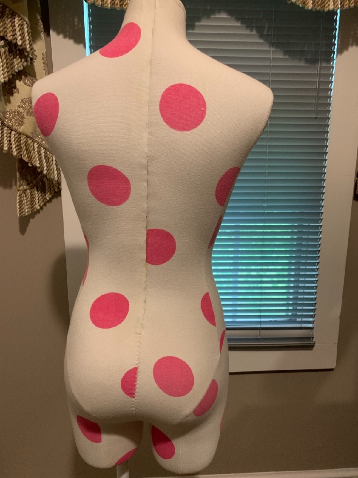 Victoria’s Secret Pink Dress Form Display Mannequin w/ Stand