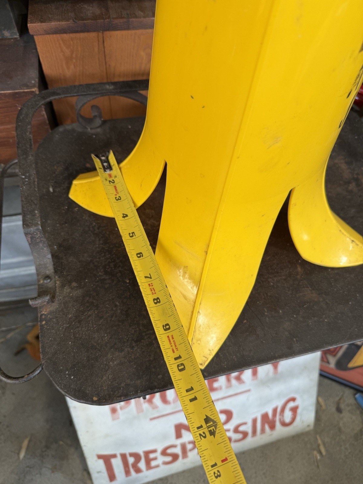 Vintage Hand Dipped Frozen Bananas Plastic Banana Peel Advertising Sign Carnival
