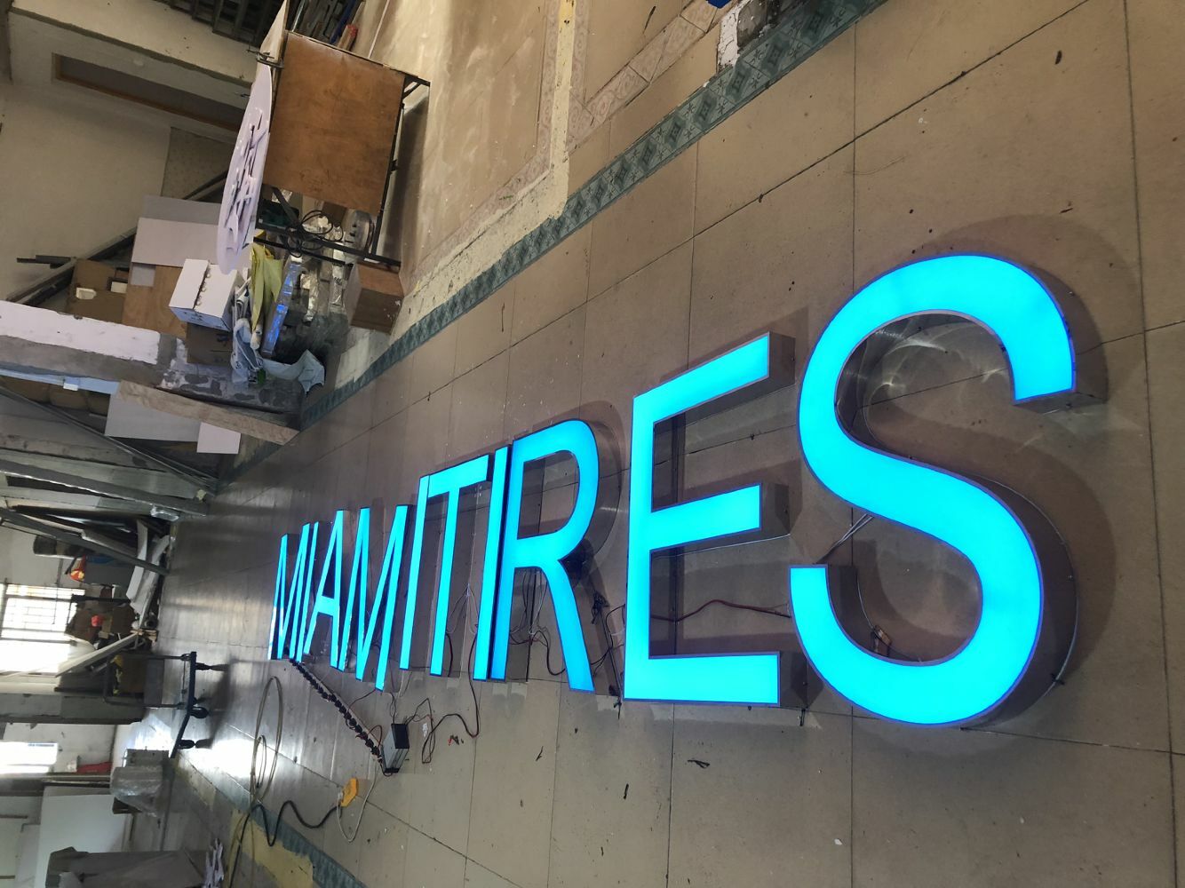 Custom 6” Led Backlit Halolit Channel Letter Signboard Banner outdoor Signs