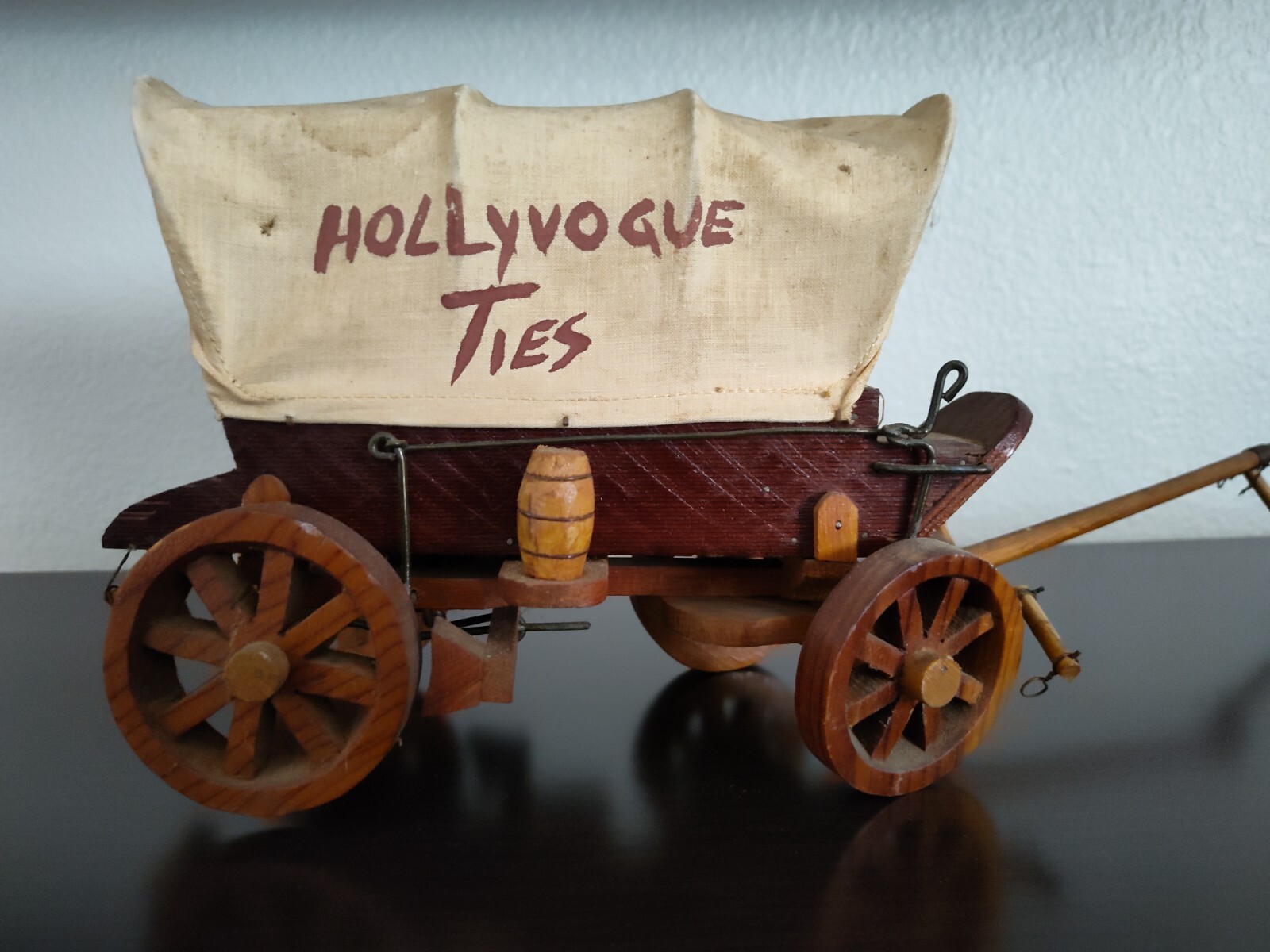 Vintage 1940s 1950s Advertising Hollyvogue Store Display Western Stagecoach