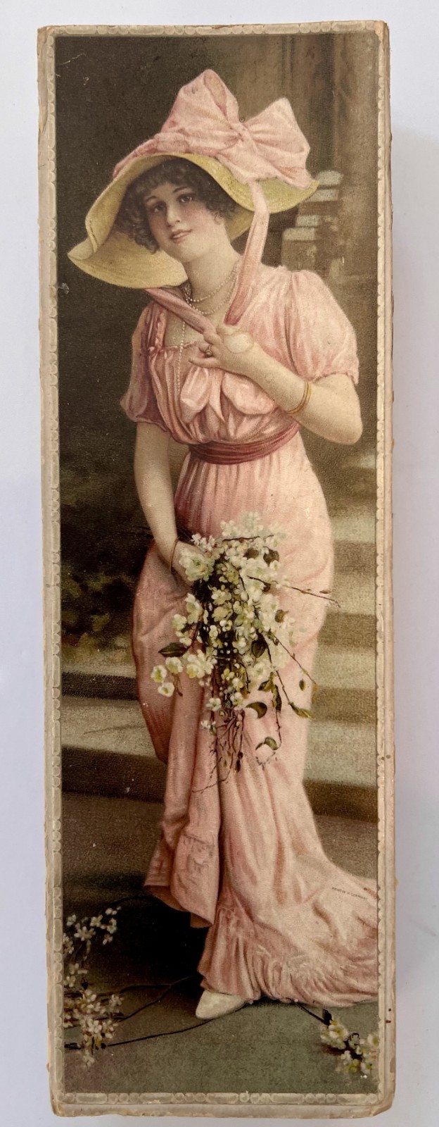 ANTIQUE EMPTY SPOKANE WASHINGTON CRACKER CO BOX W/ EDWARDIAN LADY IN PINK DRESS