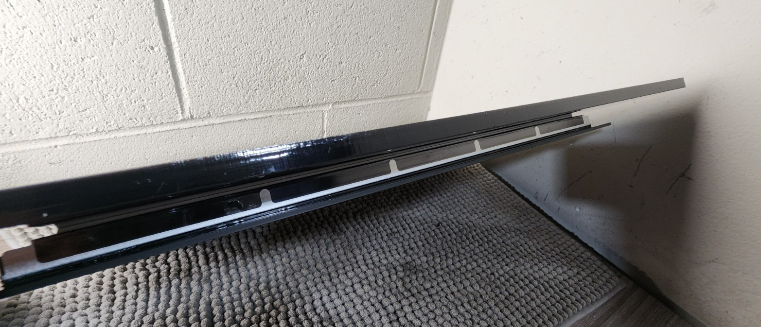 EDT Emerging Display Tech Corp Sample Display Solution 18.5 inch