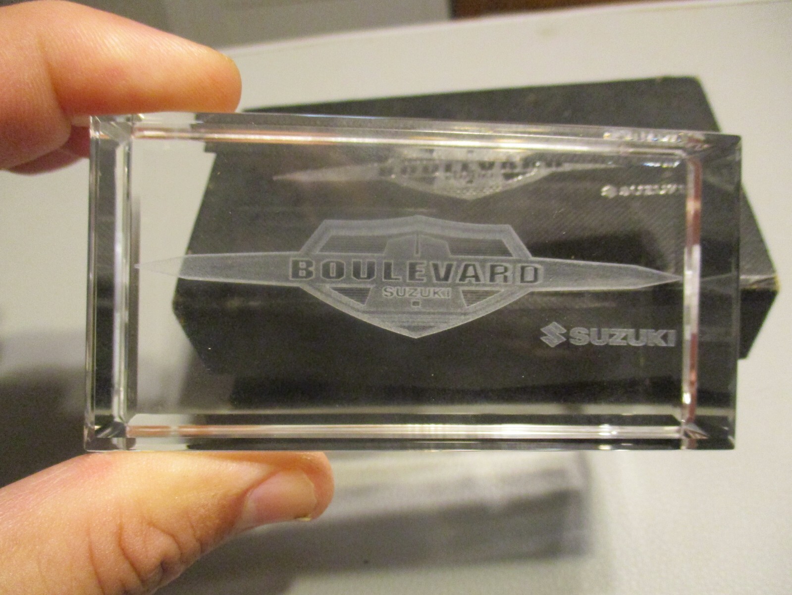 BOULEVARD SUZUKI PROMO GLASS DESK DEALER AWARD PAPERWEIGHT IN DISPLAY BOX L.E.