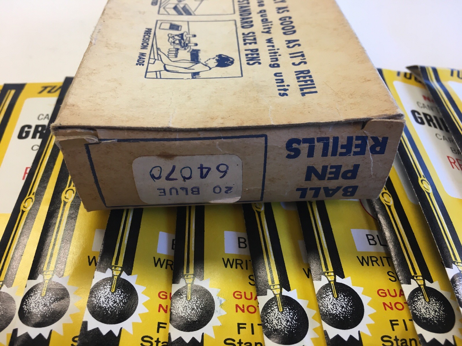 Vintage Tuckersharpe Ball Pen Refills Box with 11 Refills