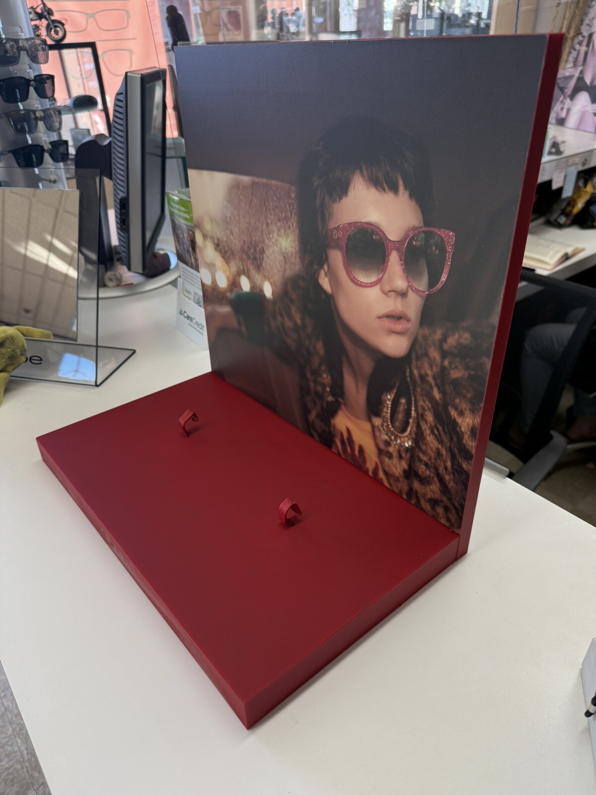 GUCCI Display Countertop Stand Retail watch sunglasses perfume