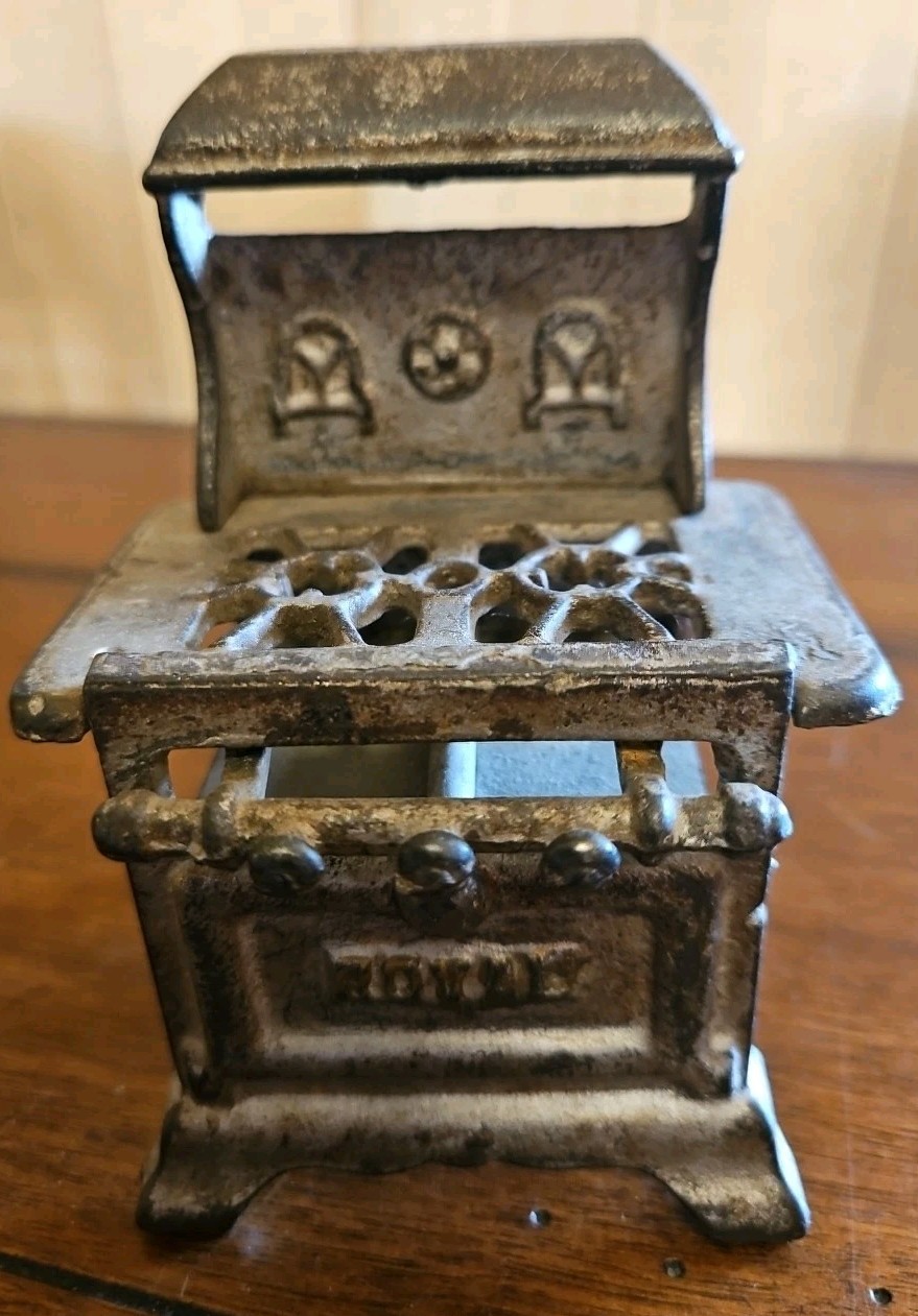 Antique VTG Royal Cast Iron Miniature Cook Stove Oven Salesman Sample