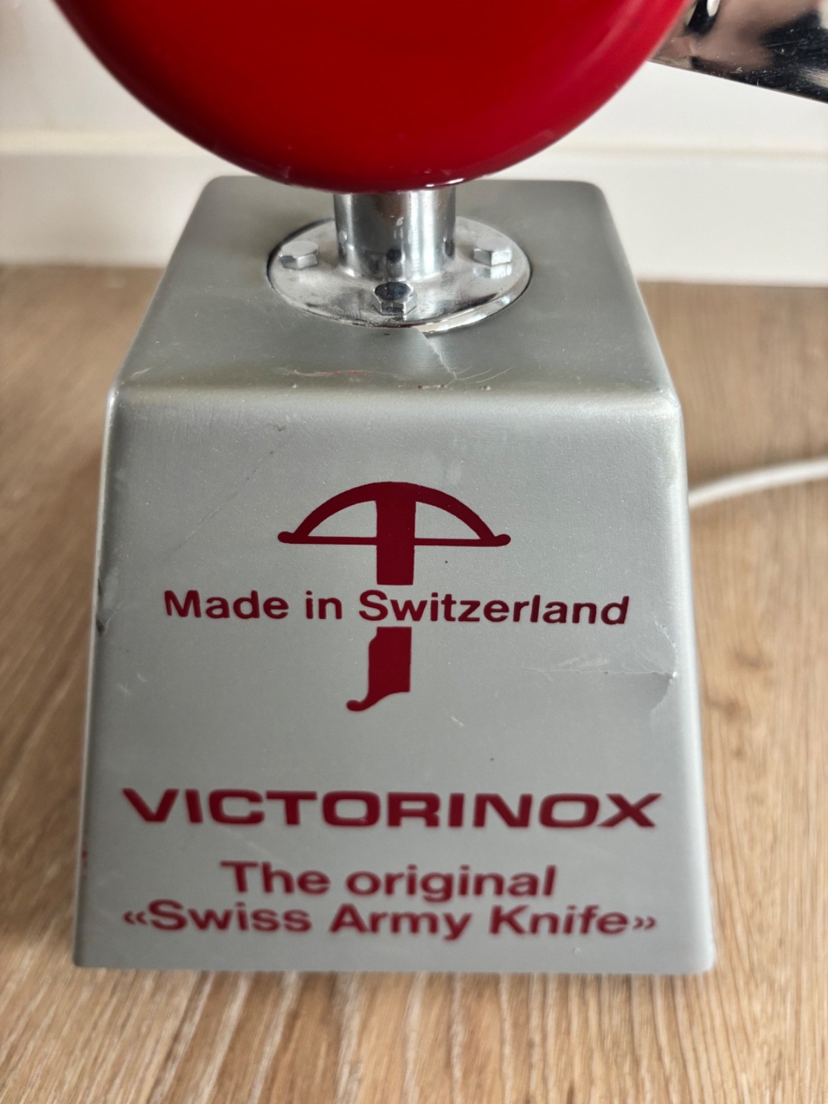 Vintage “Victorinox” Swiss Army Knife Mechanical Store Display – Rare