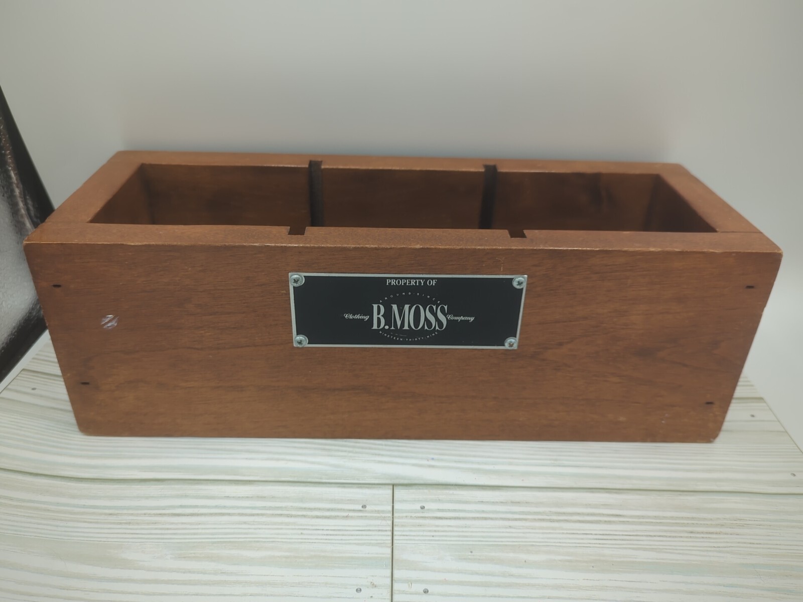 B.Moss Clothing Company Vintage Advertising Store Display Wood Caddy