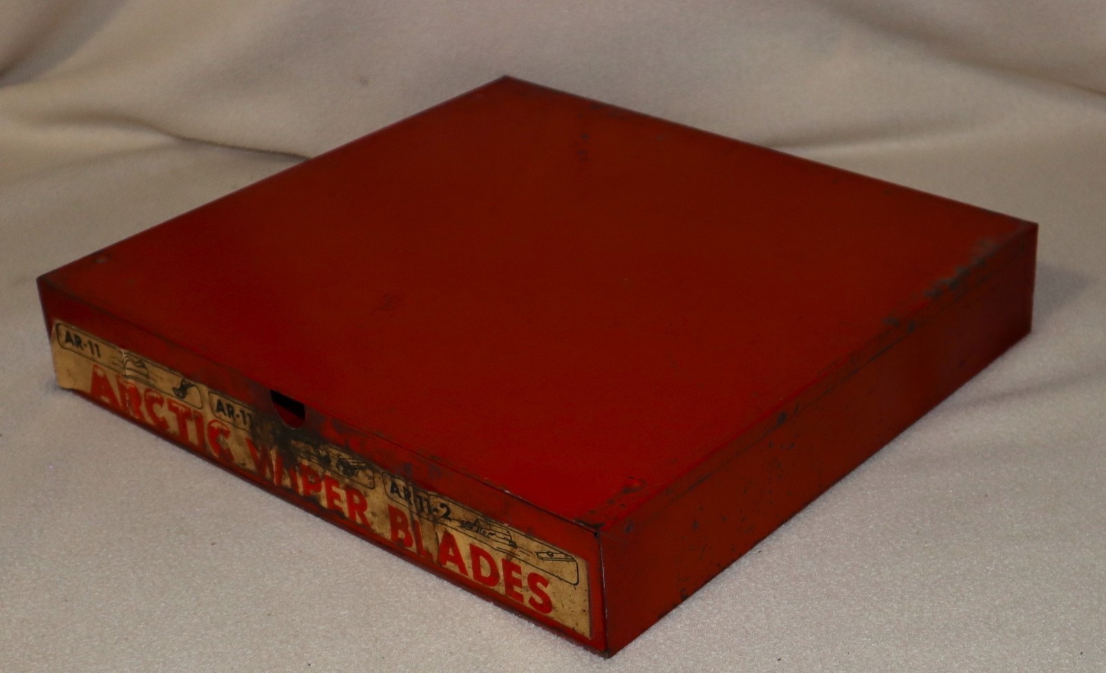 VINTAGE AUTOMOTIVE ARCTIC WIPER BLADES COUNTER TOP EMPTY METAL DISPLAY CASE