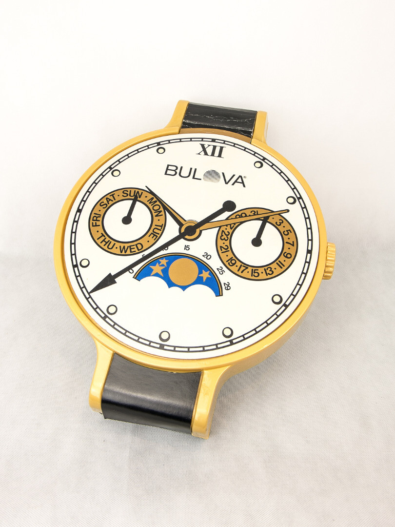 Bulova CALENDAR WITH MOON PHASE presentation display advertising for retailers