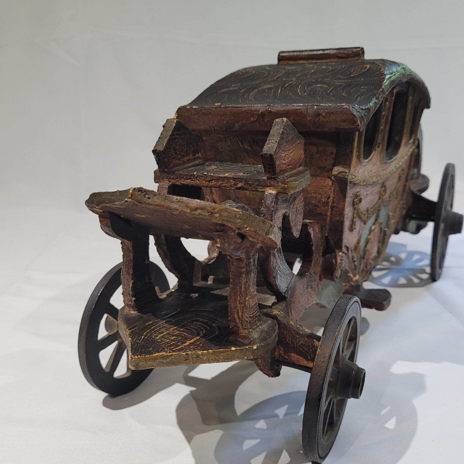 RARE ANTIQUE 1800’S WOOD TOY-ROYAL VICTORIAN CARRIAGE-METAL WHEELS – BEAUTIFUL!!