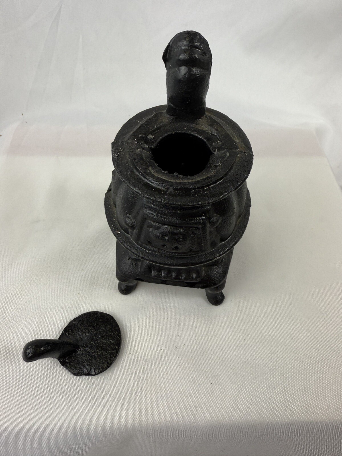 Antique Pot Belly Stove 5 inch Miniature Cast Iron Lid Dollhouse Sales Sample
