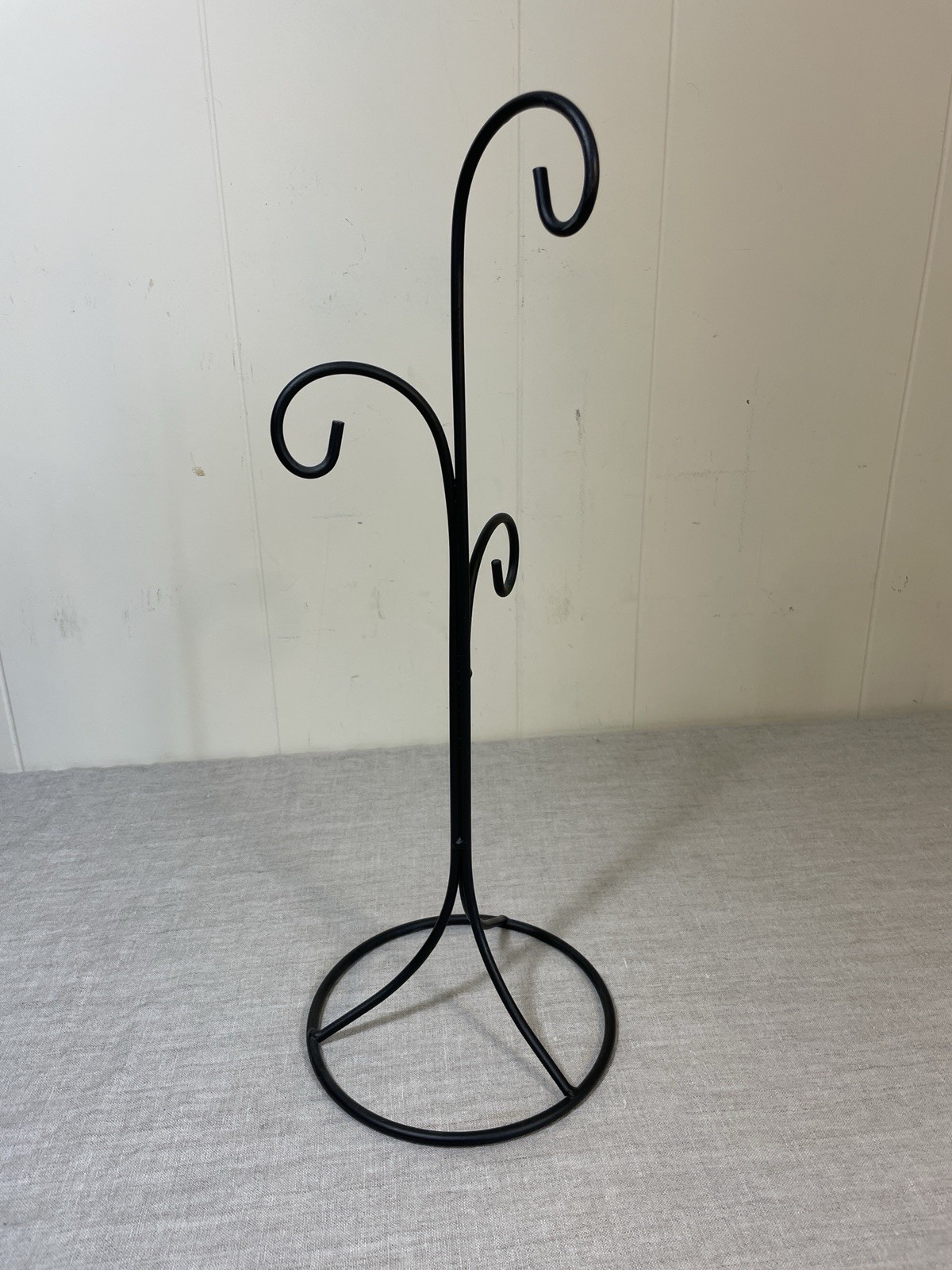 Black Metal Counter Stand Display ornament hanging Trade show keychain jewelry