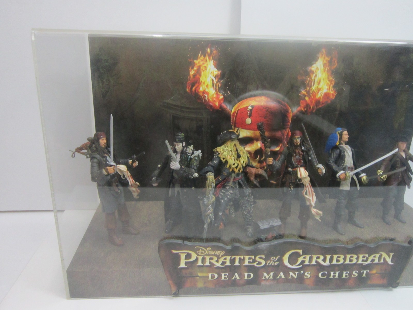 RARE Disney Pirates of the Caribbean Dead Man’s Chest Figure Promo Store Display
