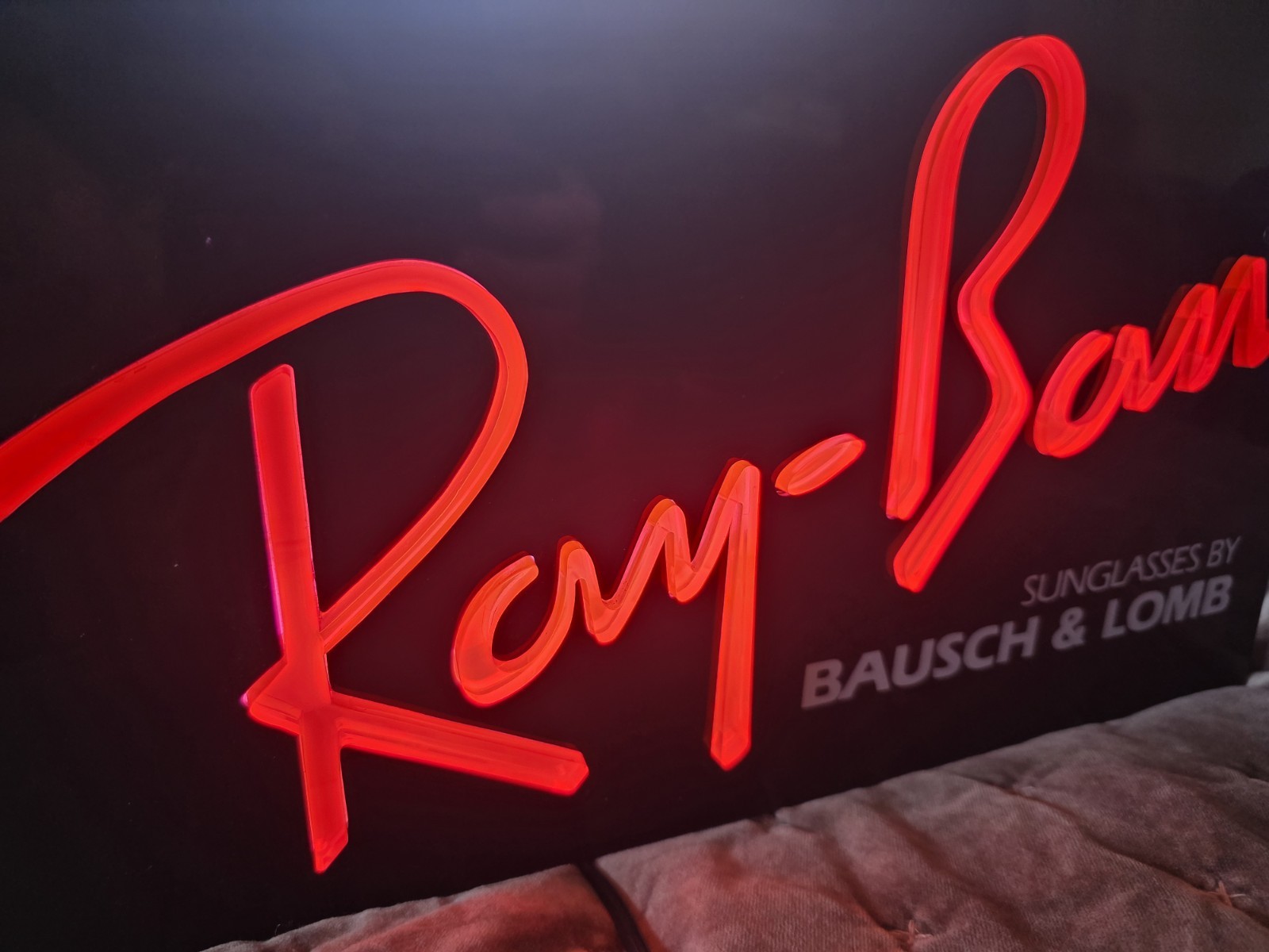 * Vintage Ray-Ban Sunglasses Bausch & Lomb Lighted Advertisement Display Sign