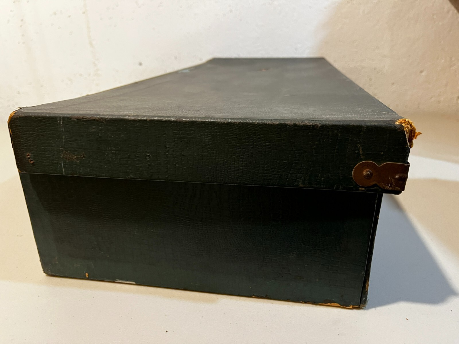 1941 Ferris Wool Co. Woolen Co Suit Sample Case Tailor Salesman Display Box