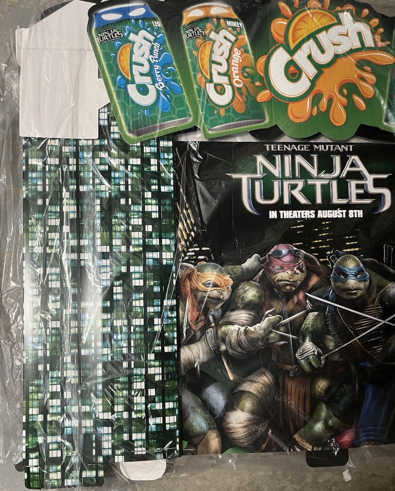 2014 Teenage Mutant Ninja Turtles Crush Soda Pallet Topper Advertising Display