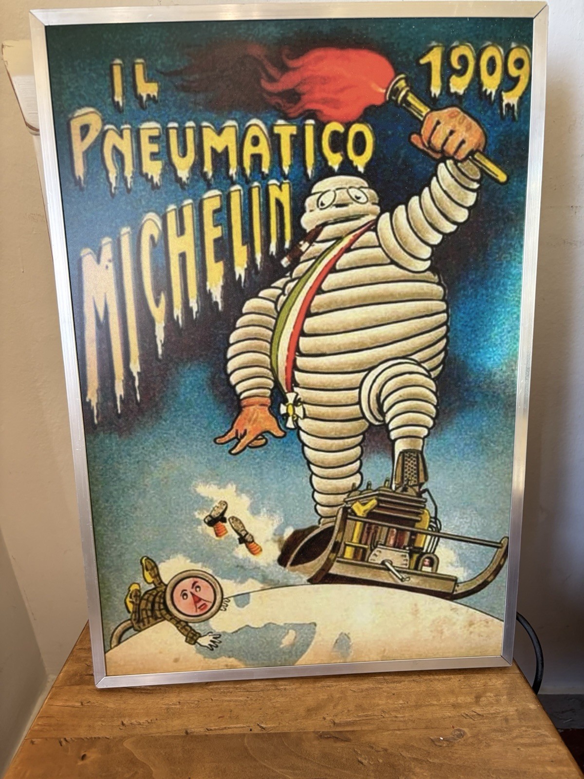 Michelin Light Sign