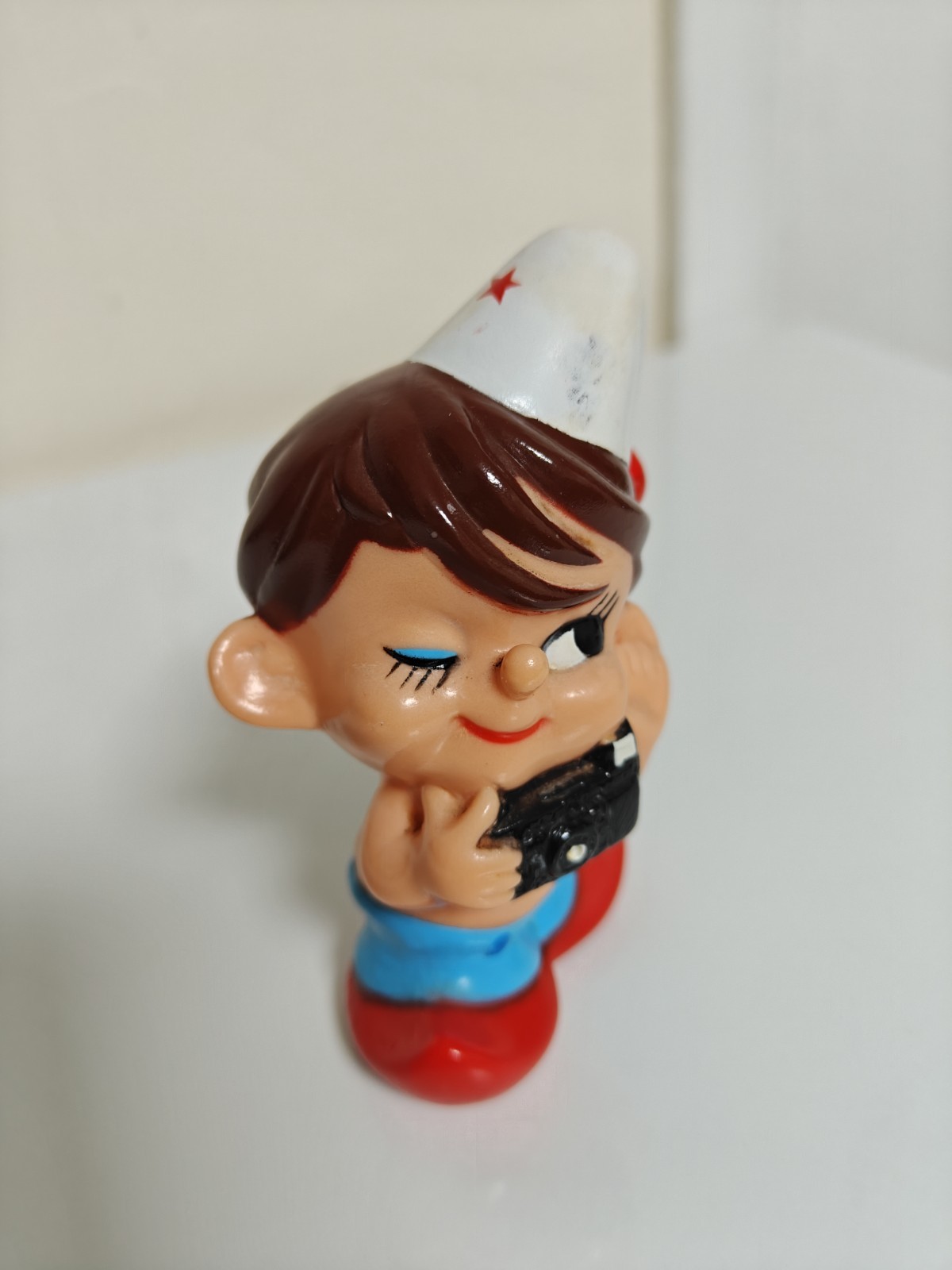 Ult. Rare Yashica Dealer Display Figurine 4″ Yashica Sailor Boy with Electro 35