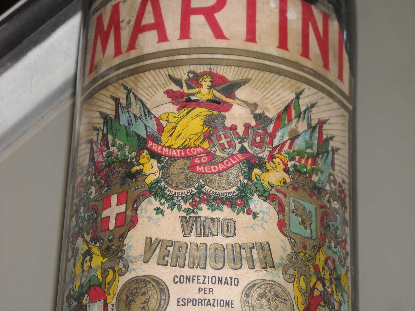 ENOLOGY_LIQUORS_WINE_VERMOUTH_MARTINI_ROSSI_TORIN_HERALDRY_SAVOY_ADVERTISING