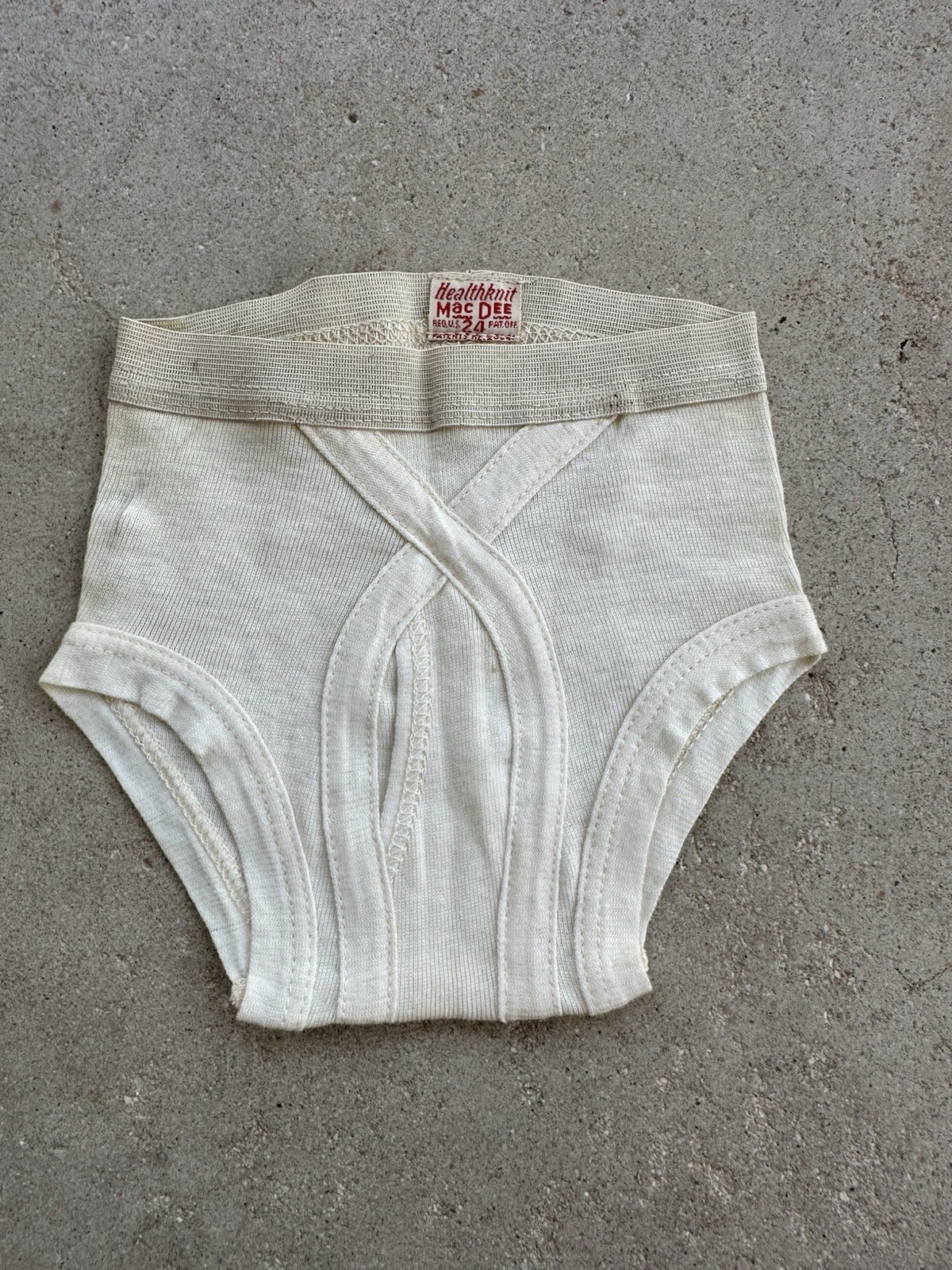 WWII Era 1940s Healthknit Mac Dee Boys Cotton Briefs Crossed Gusset Size 24 VTG