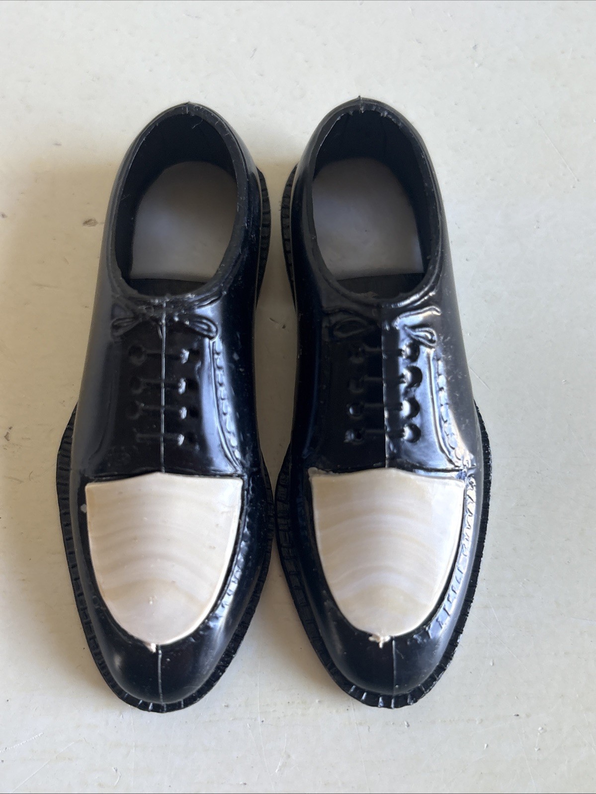 Vintage Celluloid Tuxedo Shoes Black White Pair Store Display Hard Plastic Cake