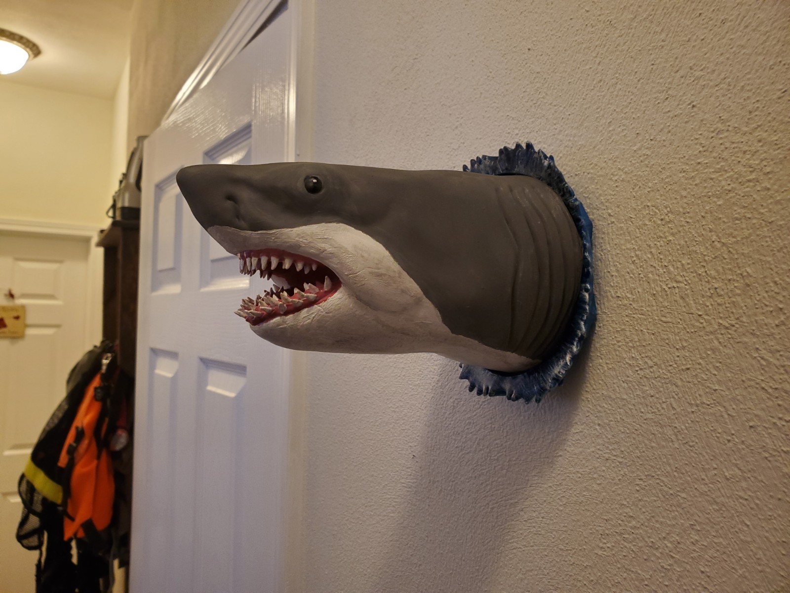 Jaws Great White Shark Head Wall Mount Display