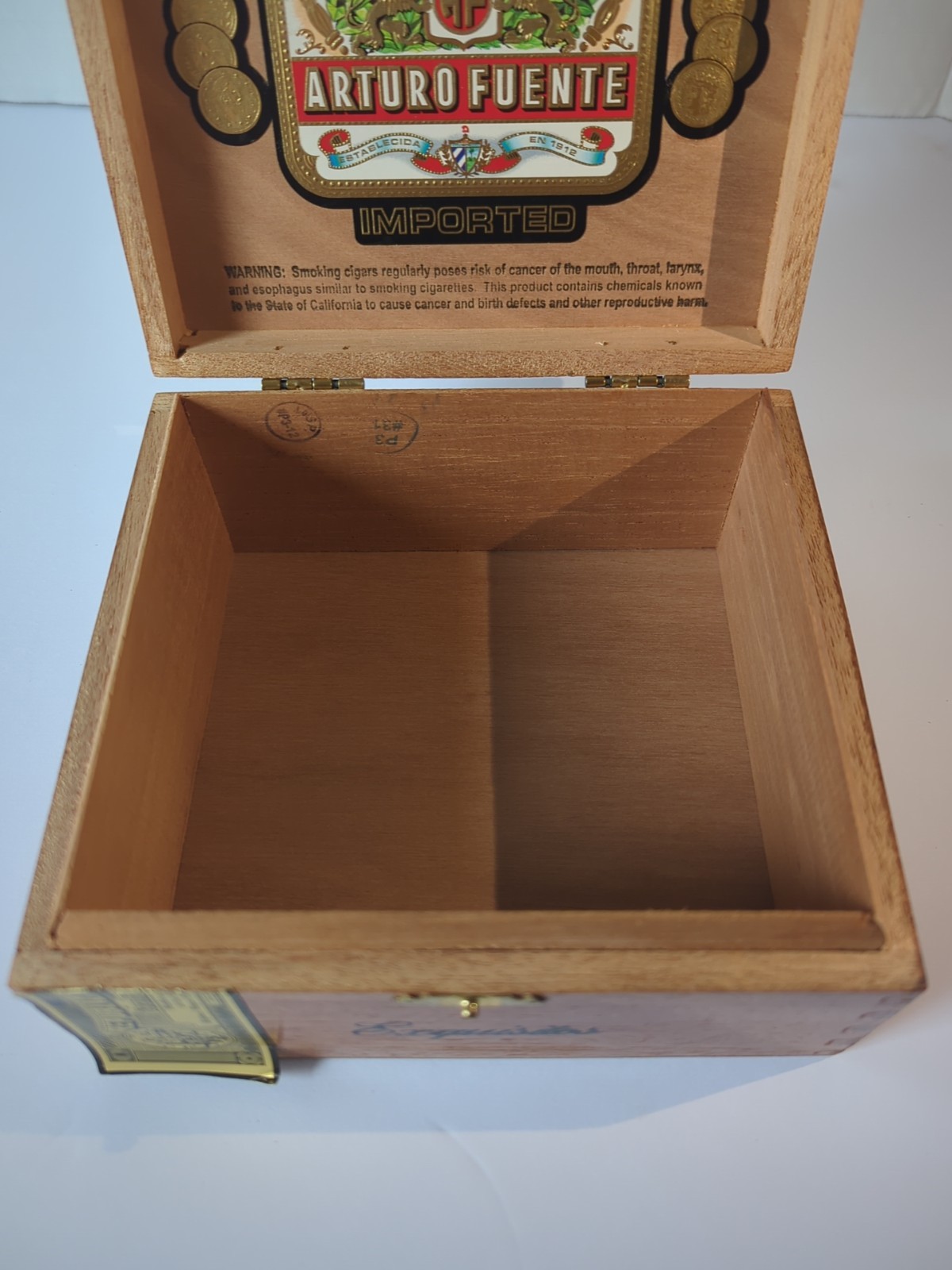 Arturo Fuente Wooden Empty Cigar Box – Cuban Corona 7x7x3 BB #533